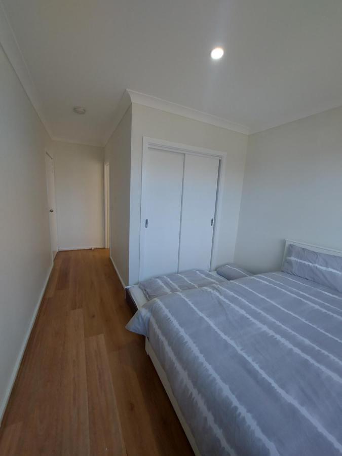 Maruve Guesthouse 12 Min From Melb Airport メルボルン エクステリア 写真