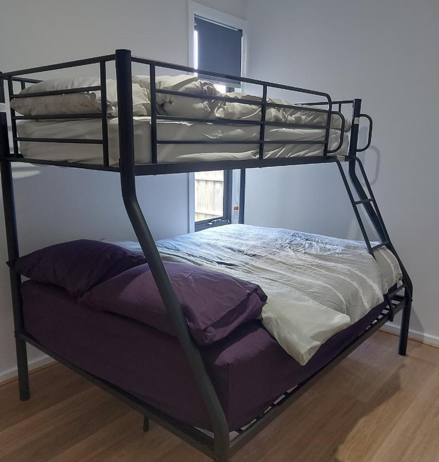 Maruve Guesthouse 12 Min From Melb Airport メルボルン エクステリア 写真
