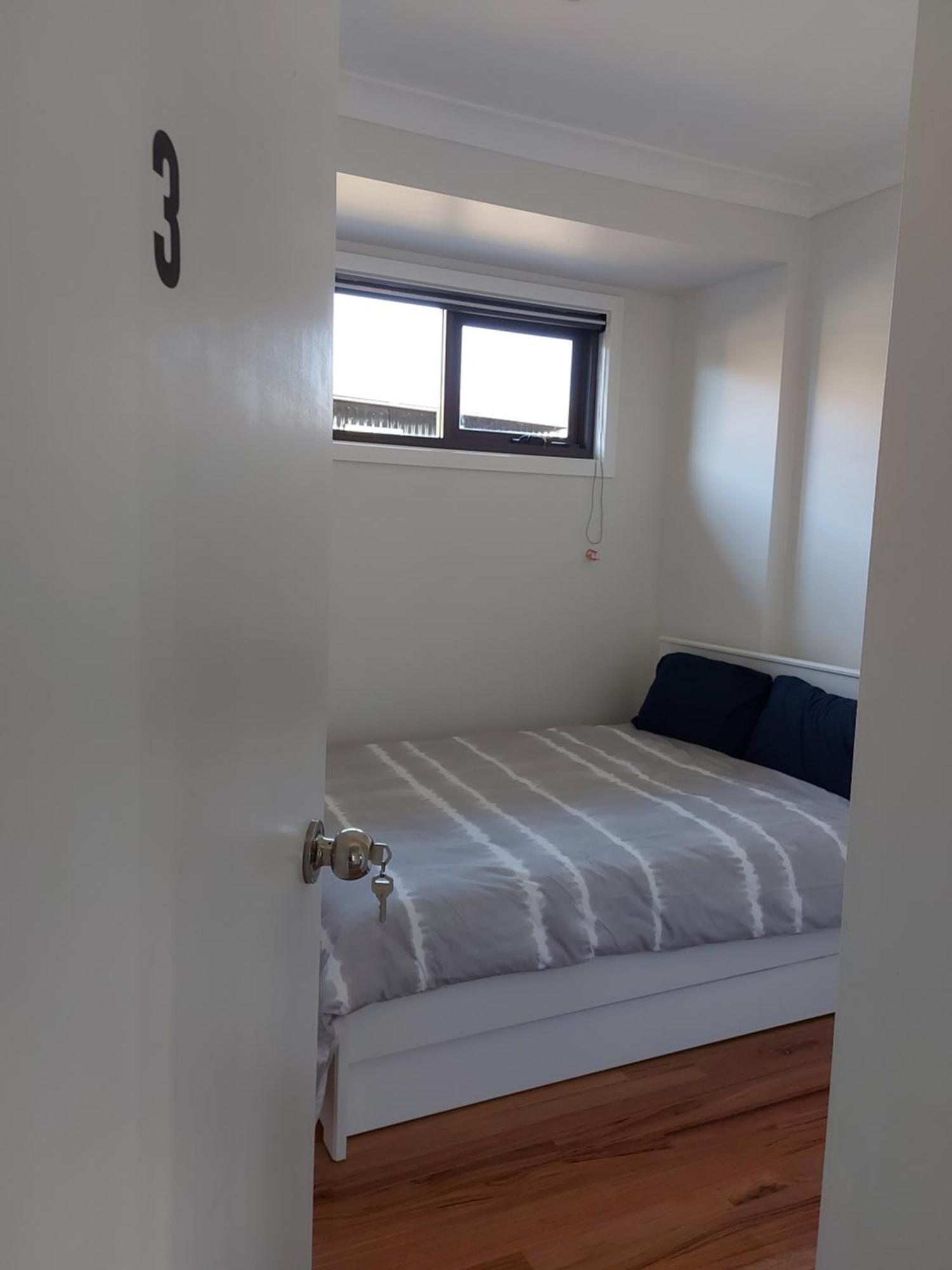 Maruve Guesthouse 12 Min From Melb Airport メルボルン エクステリア 写真